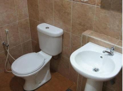 Rose Cottage Hotel Taman Daya Johor Bahru Kültér fotó